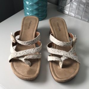 Maurice’s wedge sandals size 10